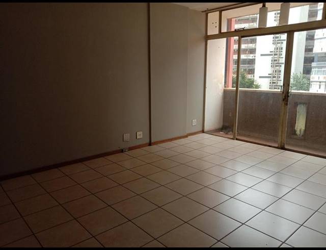 1 BEDROOM APARTMENT FOR SALE IN SUNNYSIDE